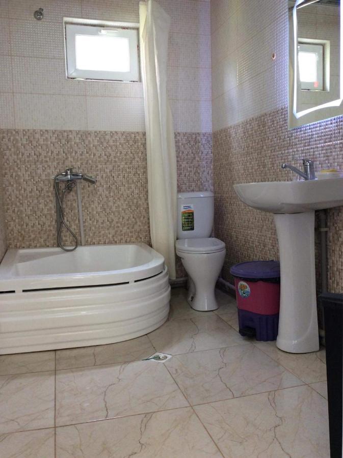 Gunter Guest House Adishi Dış mekan fotoğraf